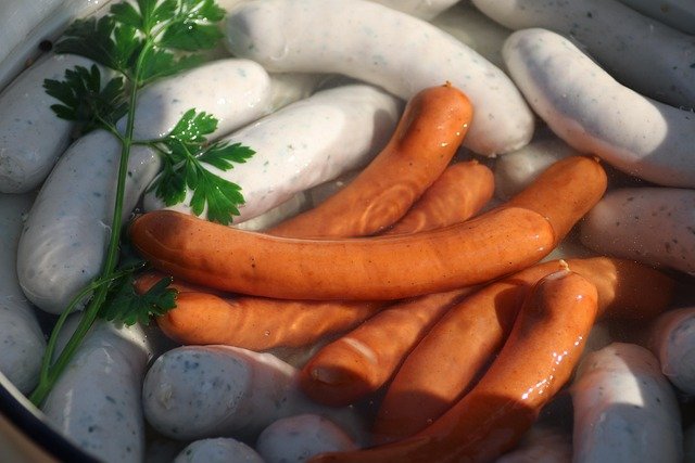 Frankfurt sous vide tray 250g